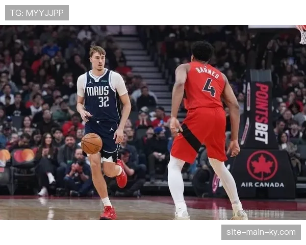 猛龙锋线群未能延续常规赛优势 巴雷特巴恩斯合取45分难救主